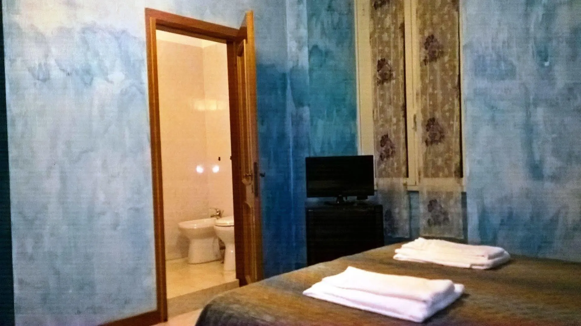 Gigi Holiday Rooms Řím Penzion